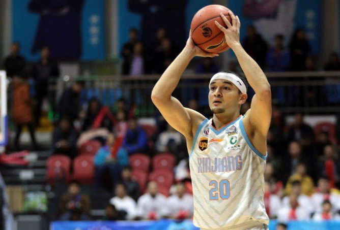 mk体育app-冲刺阶段欧篮联传出新动向，新疆广汇再遭质疑，管理层表态：气氛紧张，年轻球员得到机会的简单介绍